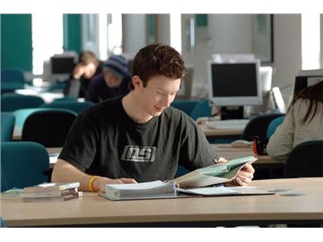 Northumbria University 諾桑比亞大學(xué)