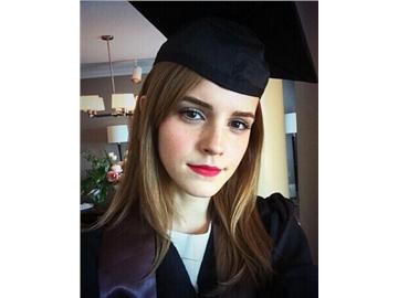 帶你了解小魔女艾瑪沃特森及英國牛津大學--優(yōu)越教育