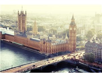 大學(xué)生轉(zhuǎn)學(xué)英國留學(xué)，需要滿足什么條件