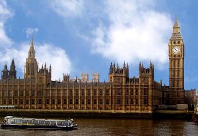 大學(xué)轉(zhuǎn)學(xué)英國(guó)，具體如何操作