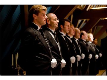 英國讀初中的中介公司，在英國有后續服務的有嗎