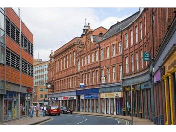 英國留學(xué)申請要提前一年嗎，什么時(shí)間段申請好