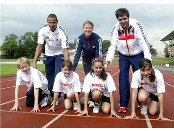 英國高中留學有哪些條件，對成績有要求嗎？