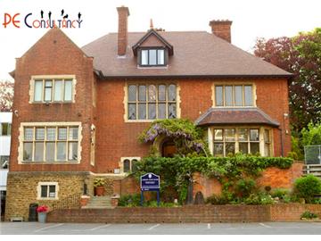 英國(guó)劍橋都德斯學(xué)院簡(jiǎn)介，位于倫敦南部的精英中學(xué)