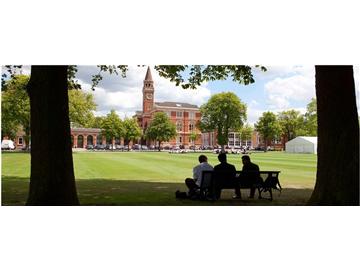 英國(guó)達(dá)利奇學(xué)院，倫敦校園面積較大的知名男校