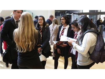 想用高考成績(jī)申請(qǐng)出國(guó)留學(xué)，發(fā)揮失常影響申請(qǐng)學(xué)校嗎