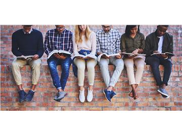 英國(guó)商科院校排名靠前的華威，普通二本可以拿到offer？