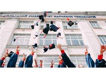 【蘇州出國留學中介】約克大學本科和研究生雅思要求是什么？