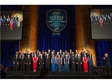 近日，華裔學(xué)生獲英特爾獎(jiǎng)