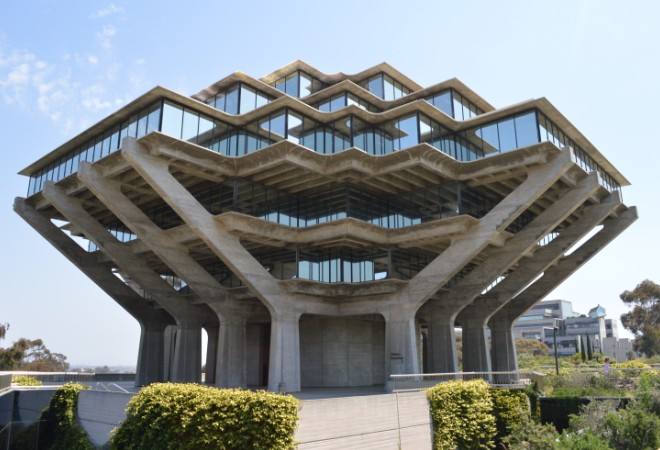 恭喜I同學(xué)獲得加州大學(xué)圣地亞哥分校電氣工程專業(yè)碩士通知書